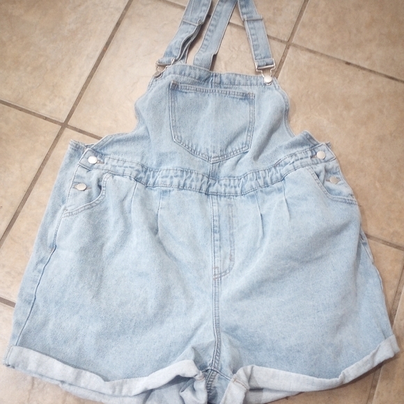 SHEIN Light Blue Denim Romper - Picture 1 of 3